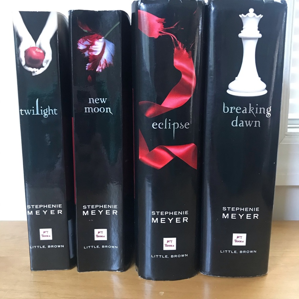 Twilight Saga Book Collection